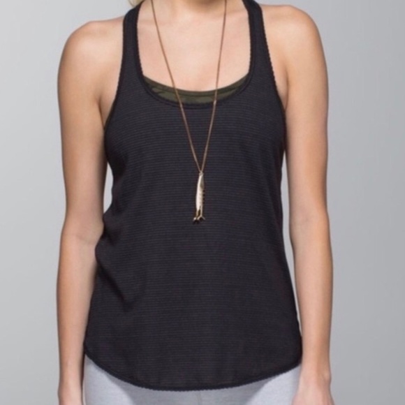 LULULEMON - black racerback tank - Picture 1 of 4